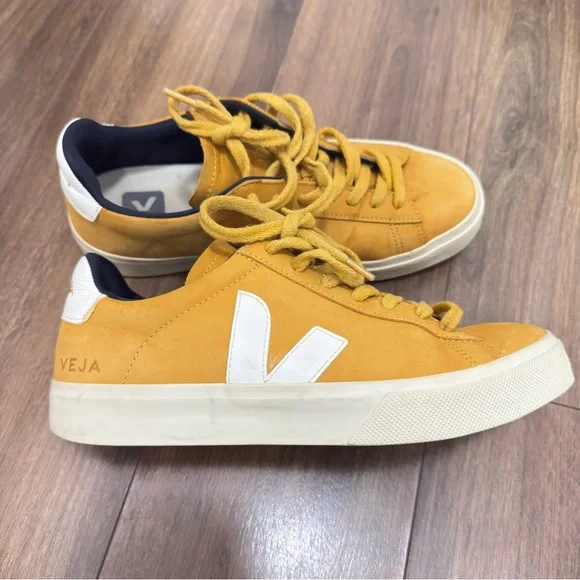 Veja Campo Nubuck  women’s  Mustard Yellow Leather Casual Sneakers size 9 - Picture 2 of 9